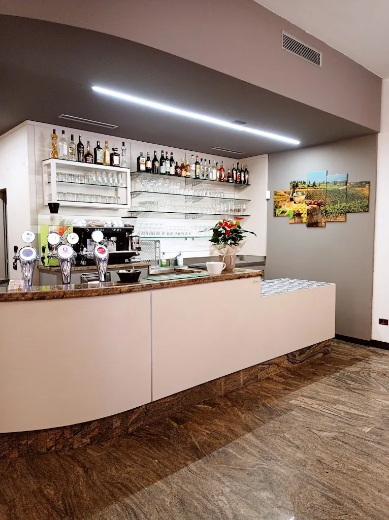 Ristorante Pizzeria L'Aroma_Sabbionara_slider_image_1