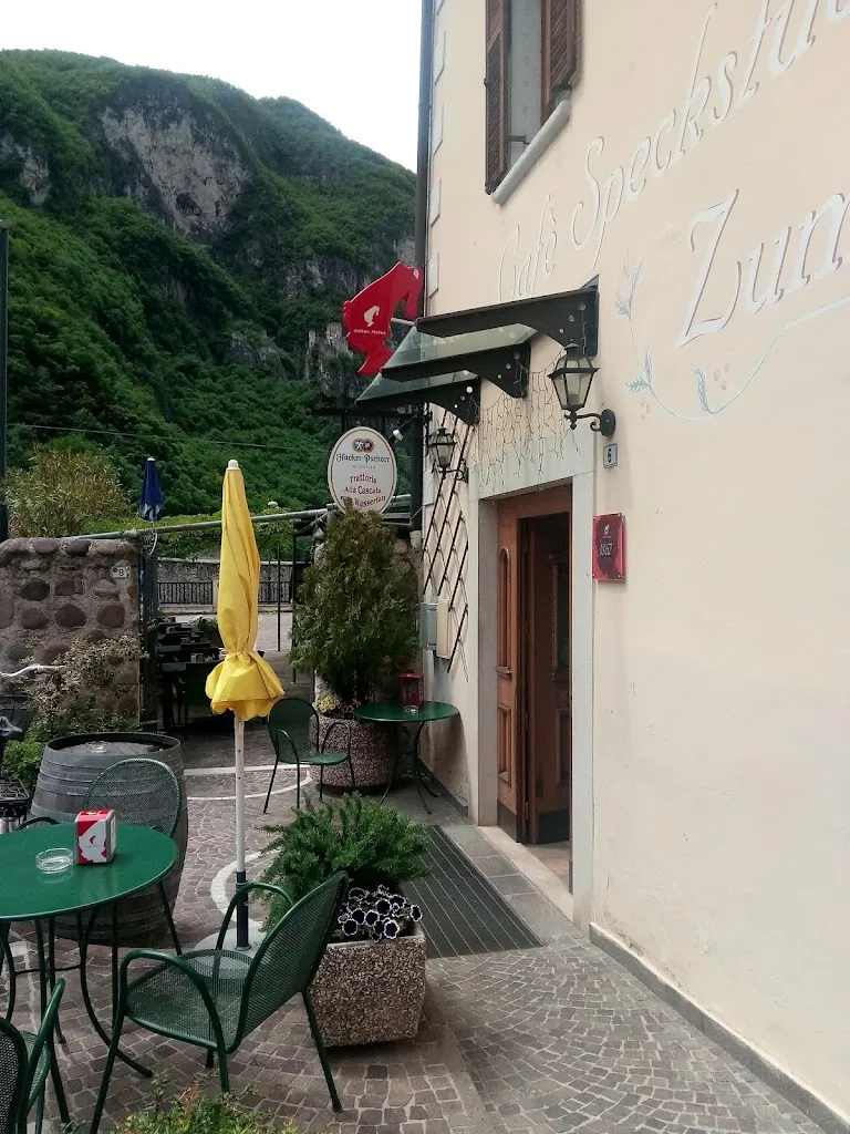 Speckstube Alla Cascata_Salorno_slider_image_3