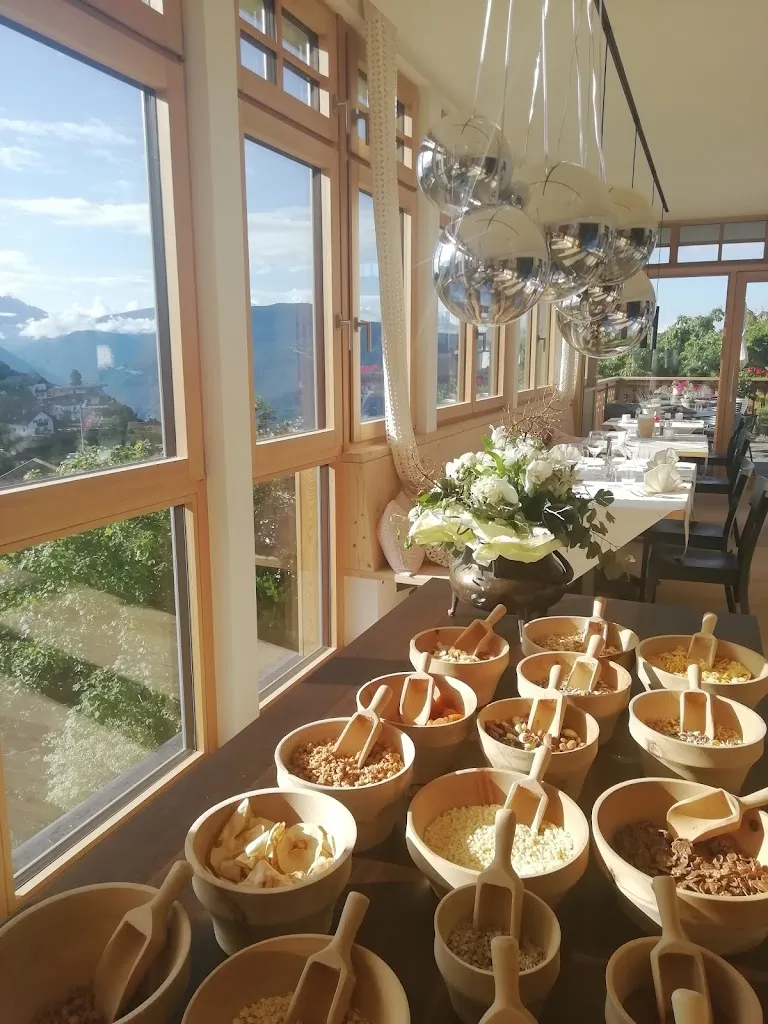 Hotel & Gasthof zum Hirschen_San Genesio_slider_image_3