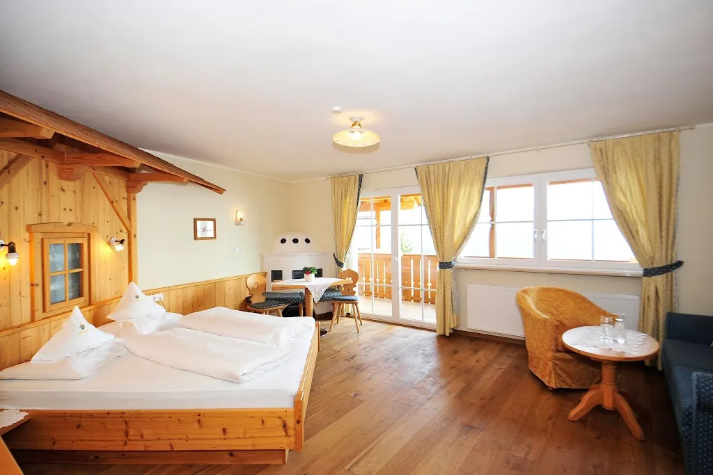 Tschögglbergerhof_San Genesio_slider_image_2