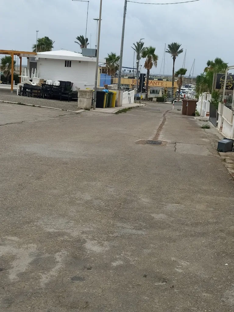 Galya Antonova_TORRE MOLINE S.P.A._Maruggio_review