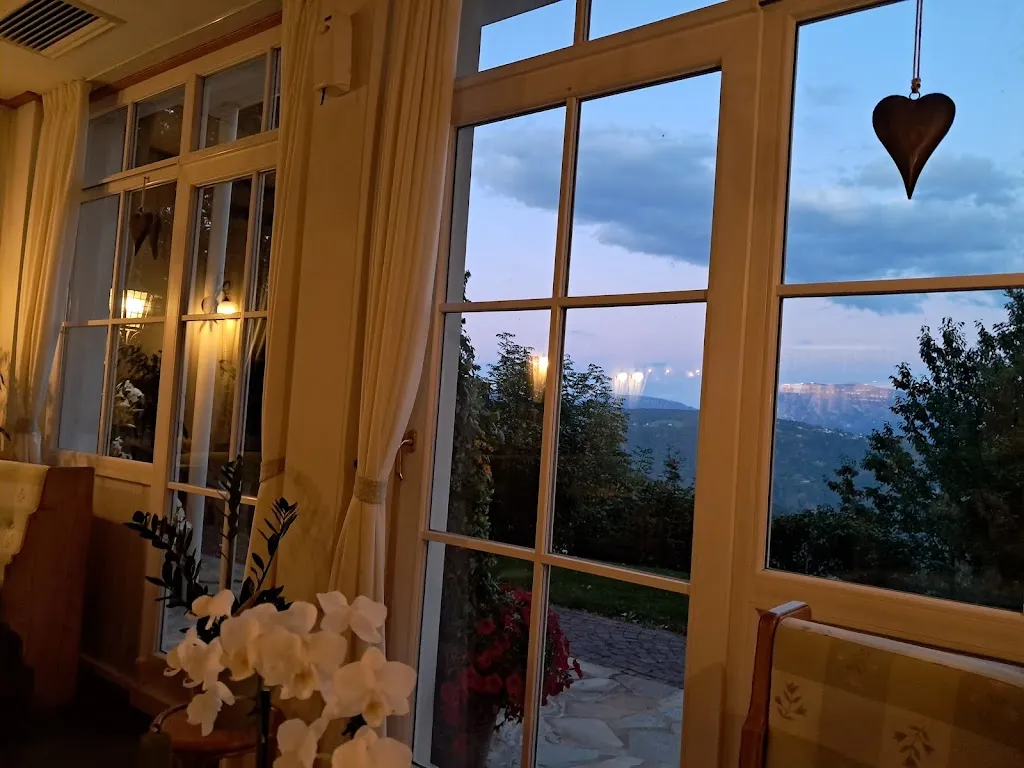 Maxwell W_Hotel König Laurin_San Genesio_review