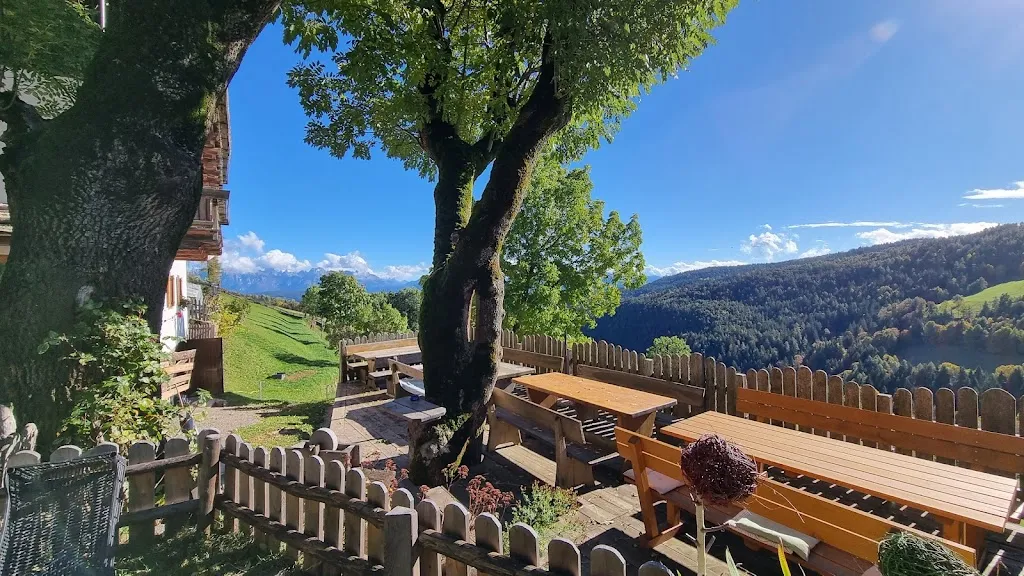 Gerald Peterleitner_Leitlkeller_San Genesio_review