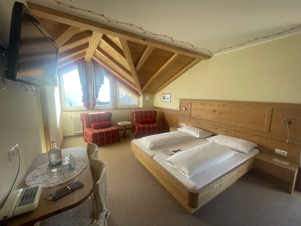 Hotel Saltus_San Genesio_slider_image_3