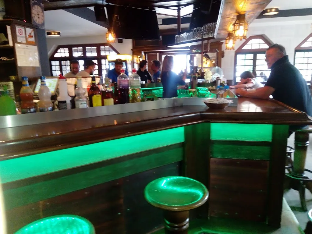 Elena Bertagna_Bar Pub 