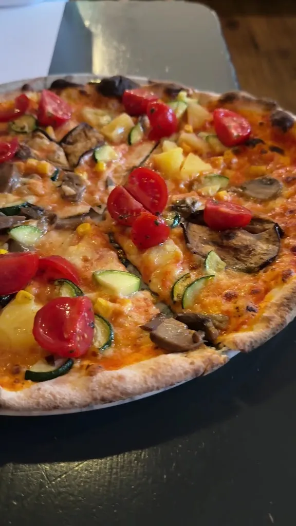 Cristlá Restaurant & Pizza_San Martino in Badia_slider_image_2