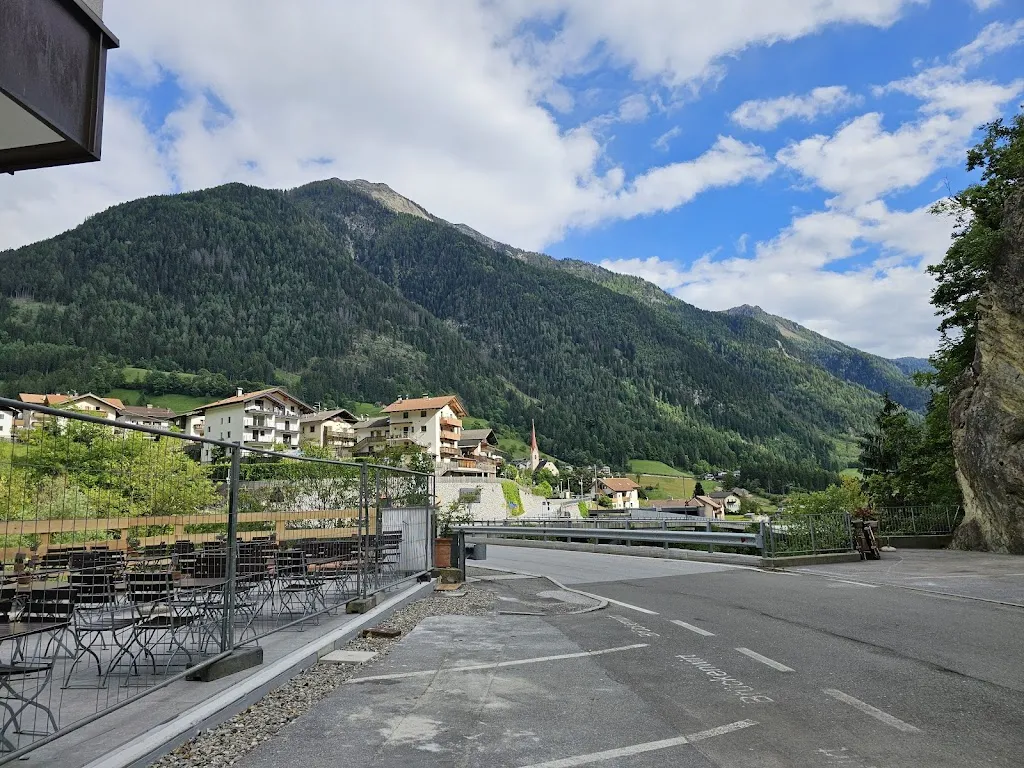 Madyshhh_Pizzeria Brückenwirt_San Leonardo in Passiria_review