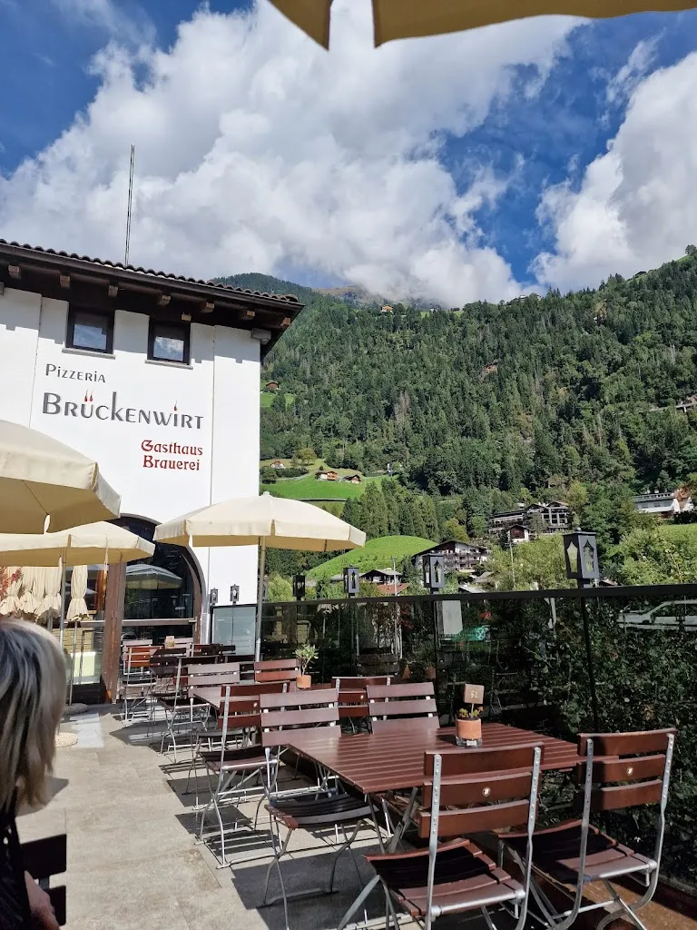 Pizzeria Brückenwirt_San Leonardo in Passiria_slider_image_3