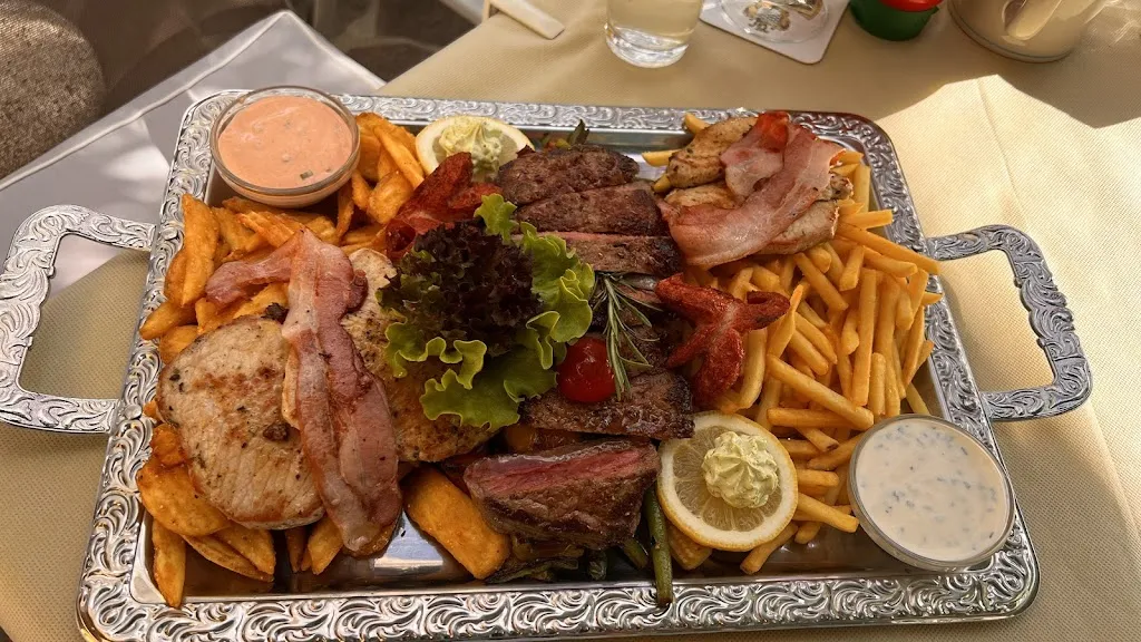 Menu_Restaurant Bucherkeller_San Leonardo in Passiria_image_8