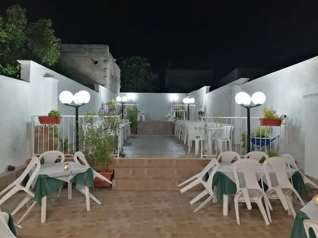 Sabine Ackermann_Pizzeria Nuovo Millennio_Maruggio_review