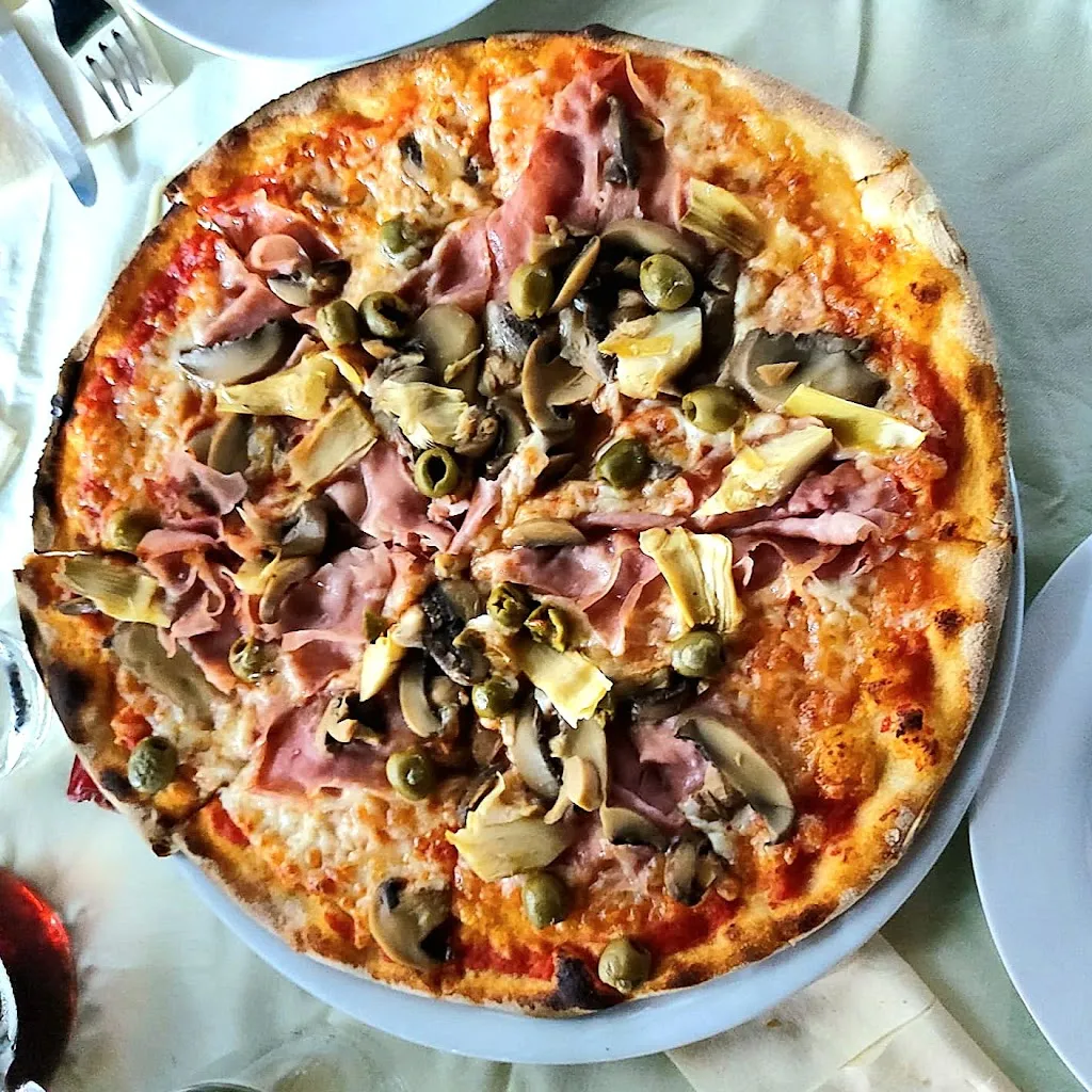 Pizzeria Nuovo Millennio_Maruggio_slider_image_3