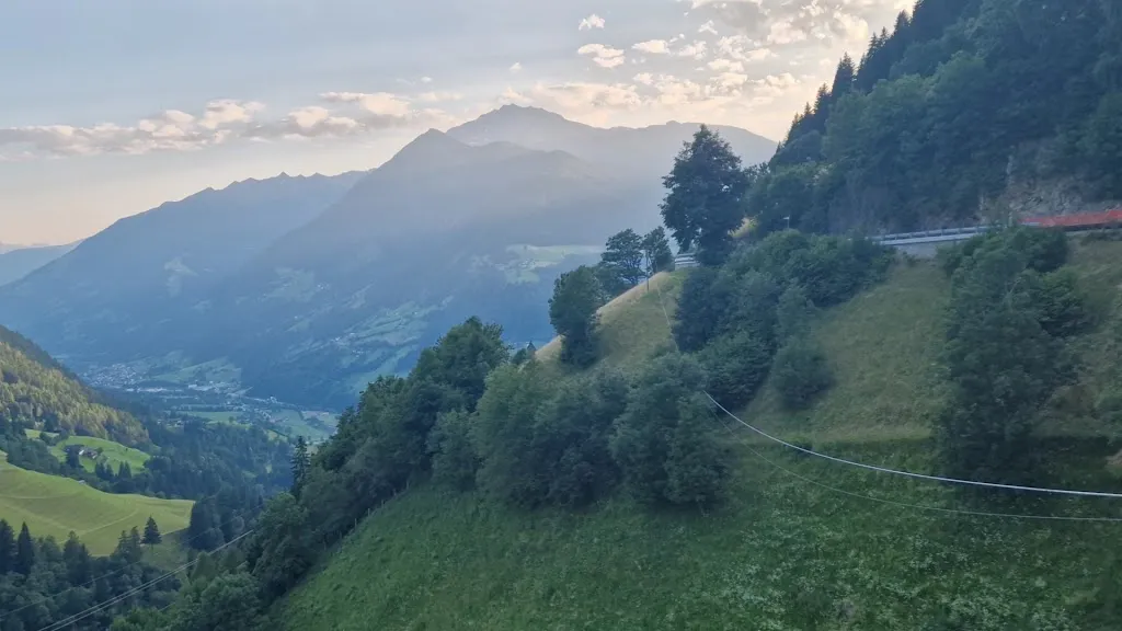 Matic Vojsk_Unterer Obereggerhof_San Leonardo in Passiria_review