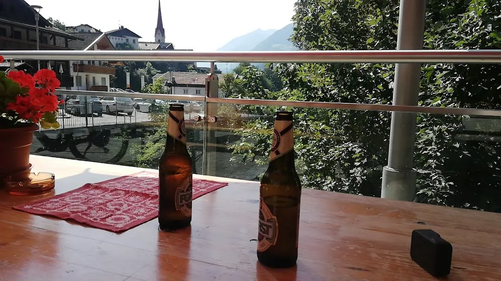 Emanuele Matera_Imbiss Obst Gemuse Eis Getranke Grill_San Leonardo in Passiria_review