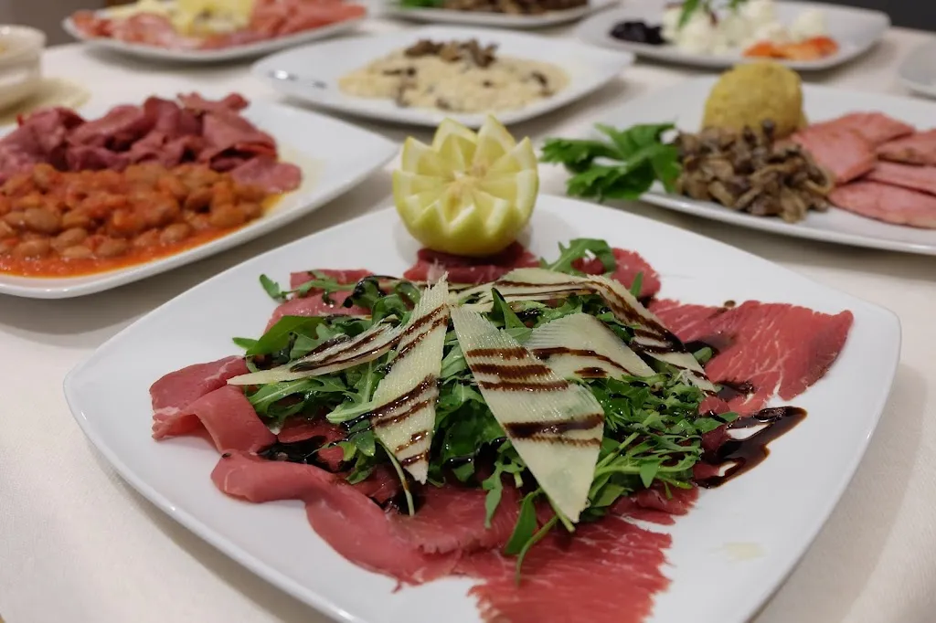 Ristorante Pizzeria Dal Monte - Ristorante Val dei Mocheni_Sant'Orsola Terme_slider_image_2