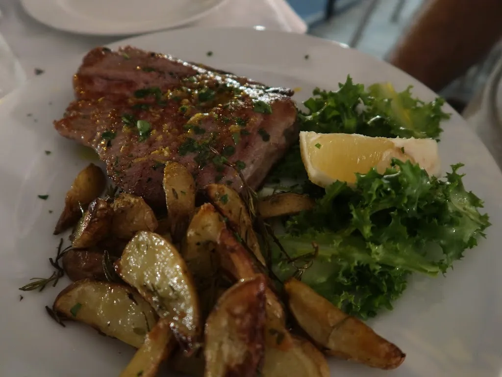 Cymie Wolbring_Corallo Ristorante Pizzeria_Maruggio_review