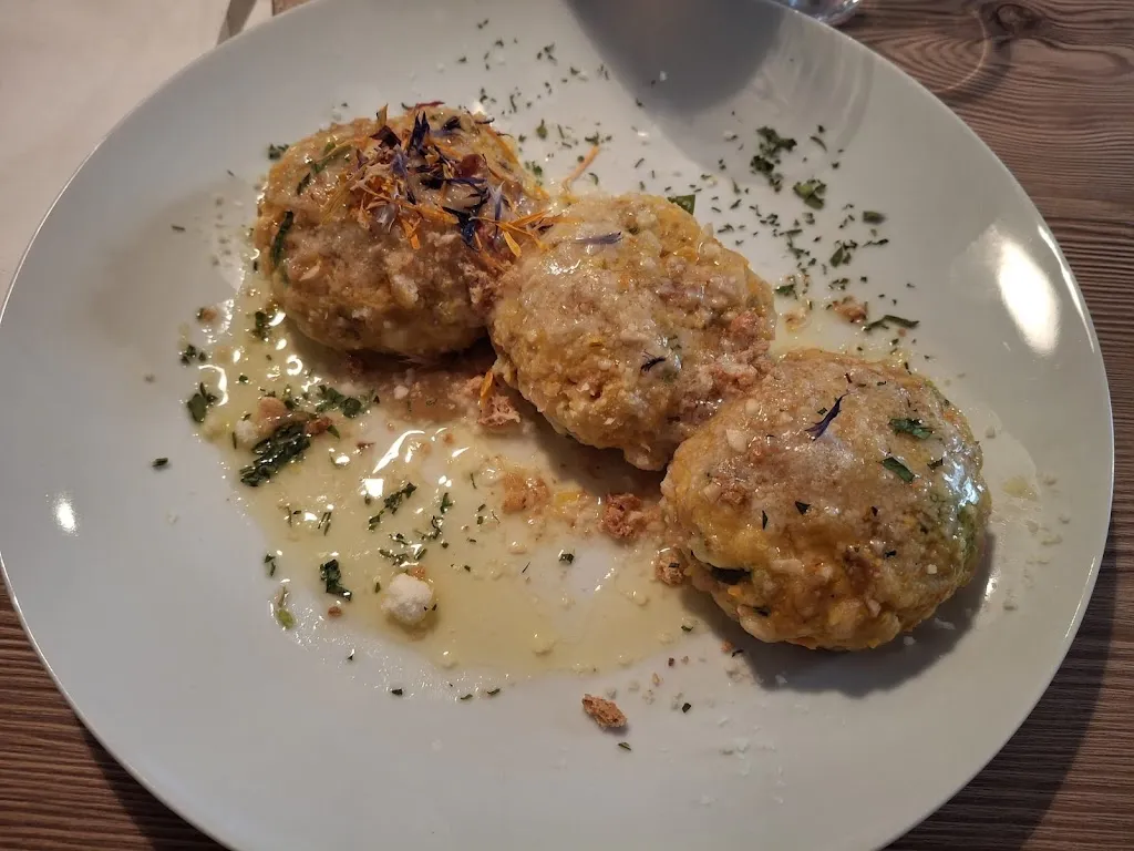 Steinrast_Santa Valburga_slider_image_3