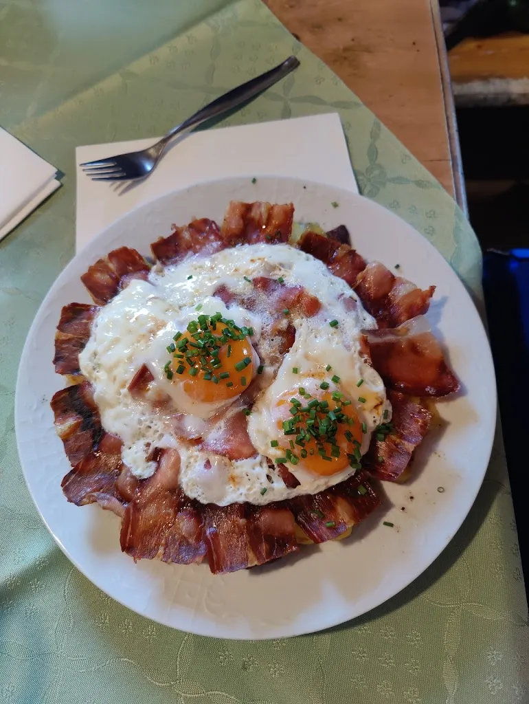 Menu_Restaurant St. Moritz_Santa Valburga_image_7