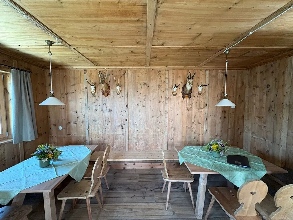 Restaurant St. Moritz_Santa Valburga_slider_image_3