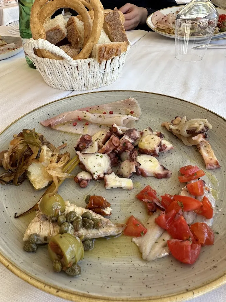 martina radatti_Coppola Rossa- Dal mare alla tavola da Marco_Manfredonia_review