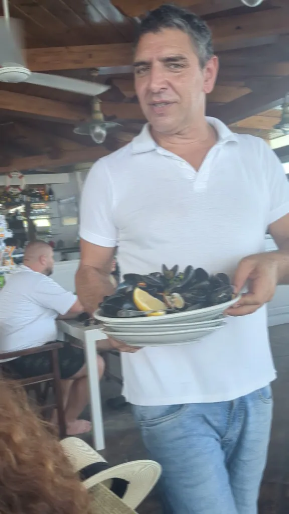 Oksana Kryukov_Stabilimento Balneare-Ristorante-Pizzeria 