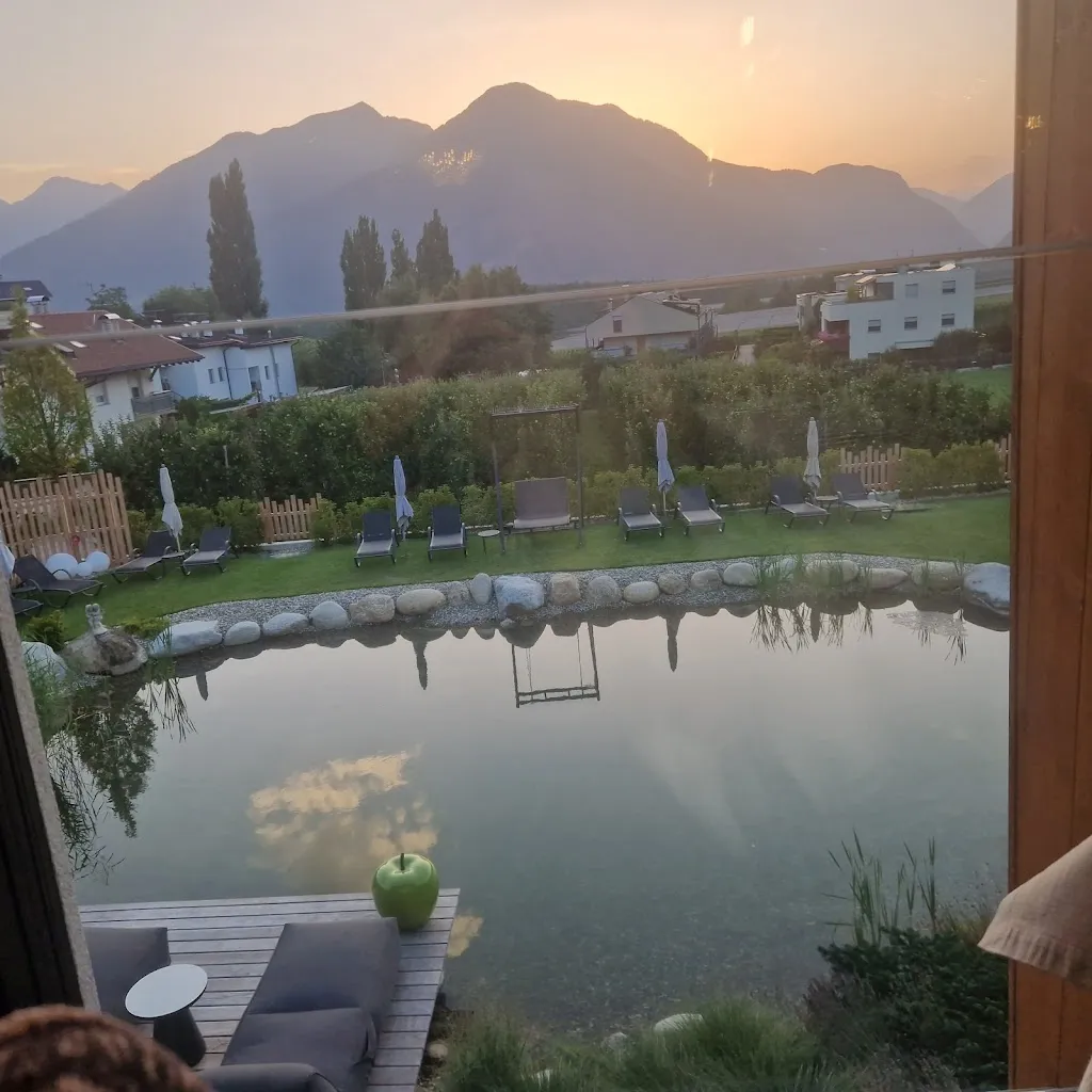 Daniele Mazzanti_Hotel Sun_Sciaves_review