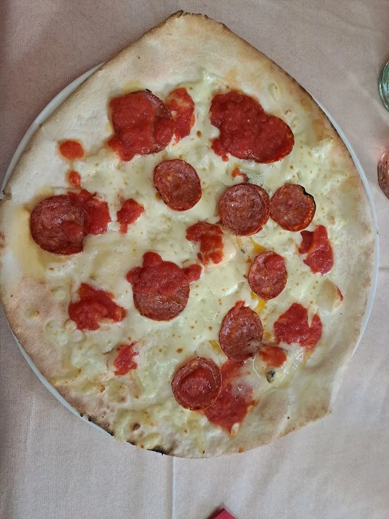 Alessio Debertolis_Pizzeria Chardonnay_Scurelle_review