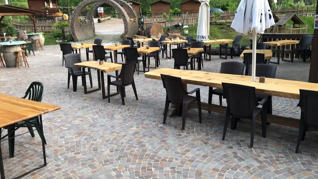 Ristobar Chiosco alle Piramidi restaurant in Segonzano