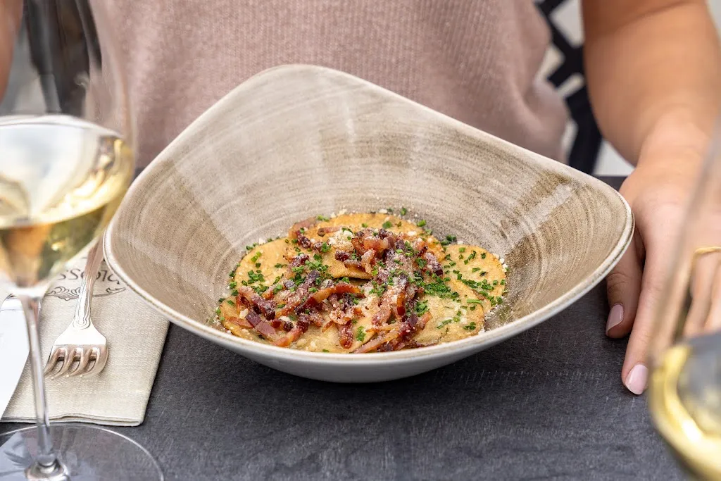 Schlosswirt Restaurant_Scena - Schenna_slider_image_2