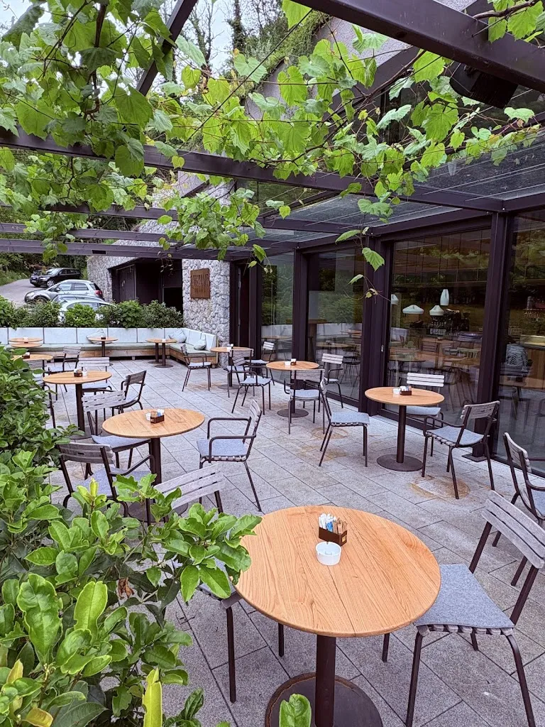 OFENBAUR_Scena - Schenna_slider_image_1