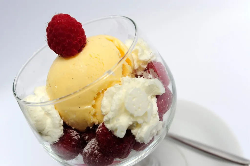 Café Bistro Emmi_Scena - Schenna_slider_image_3