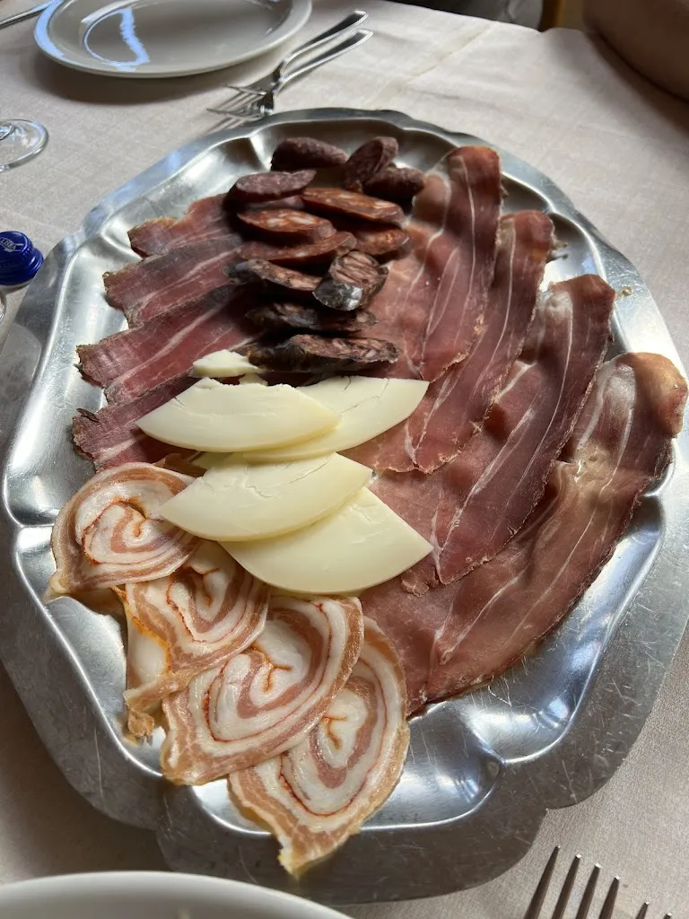 The Refuge of the Boar_Castiglione Messer Raimondo_slider_image_2