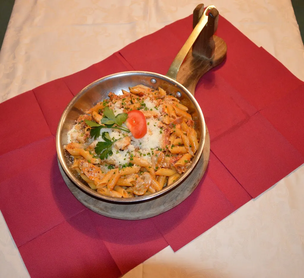 Wirtshaus St. Urban_Scena - Schenna_slider_image_2