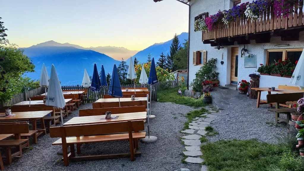 Gasthof Schnugger_Scena - Schenna_slider_image_1