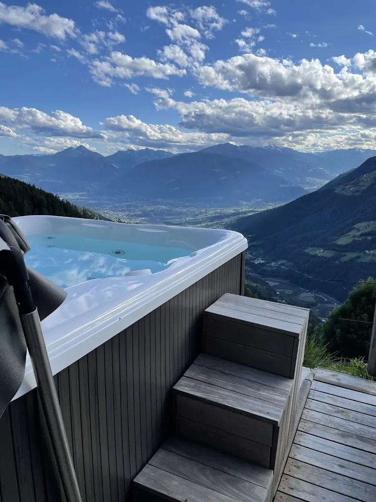 Maksim Louhach_Mountain Lodge Prennanger_Scena - Schenna_recensione