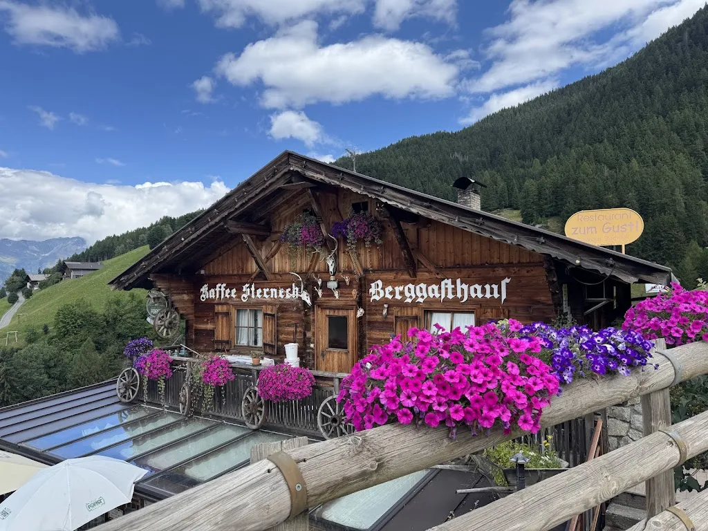 Maria H._Zum Gustl_Scena - Schenna_review