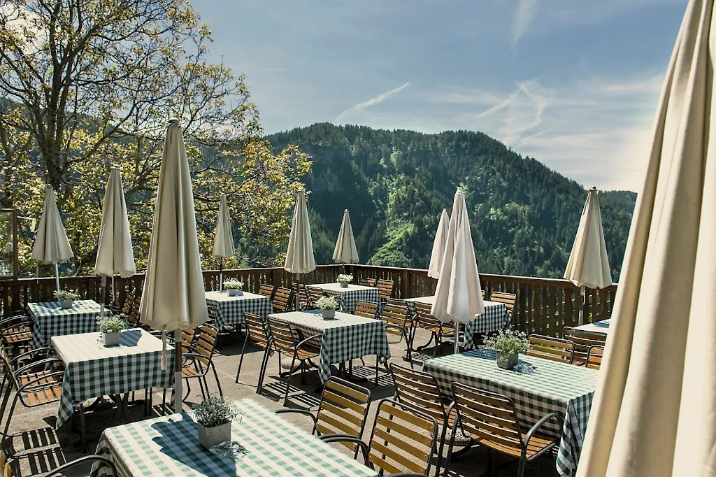 Albergo Gsteier restaurant in Scena - Schenna
