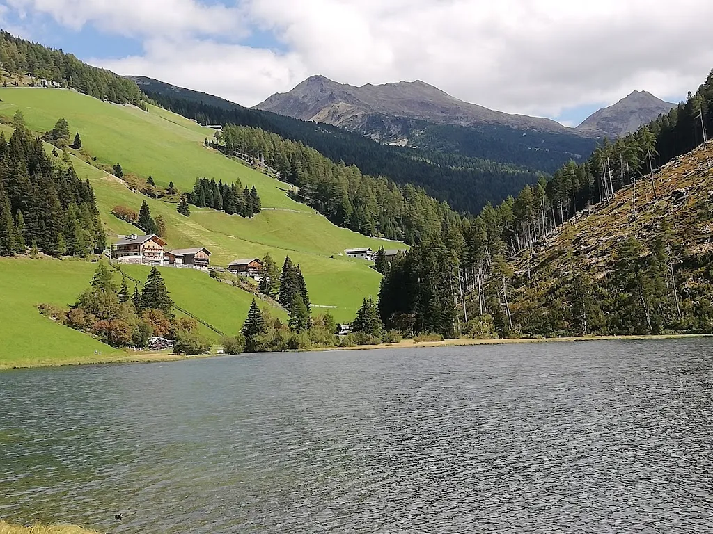 Hans Vikoler_Auener Alm_Sarentino_review