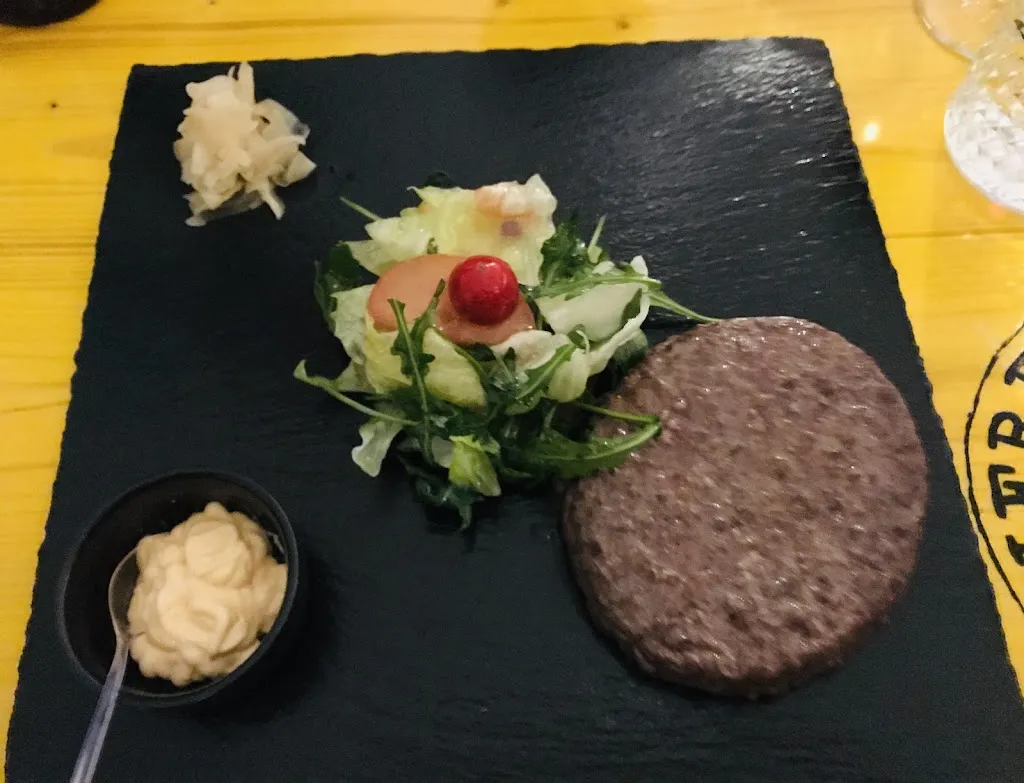 Sue Casey_Ginger food & drink_Manfredonia_review