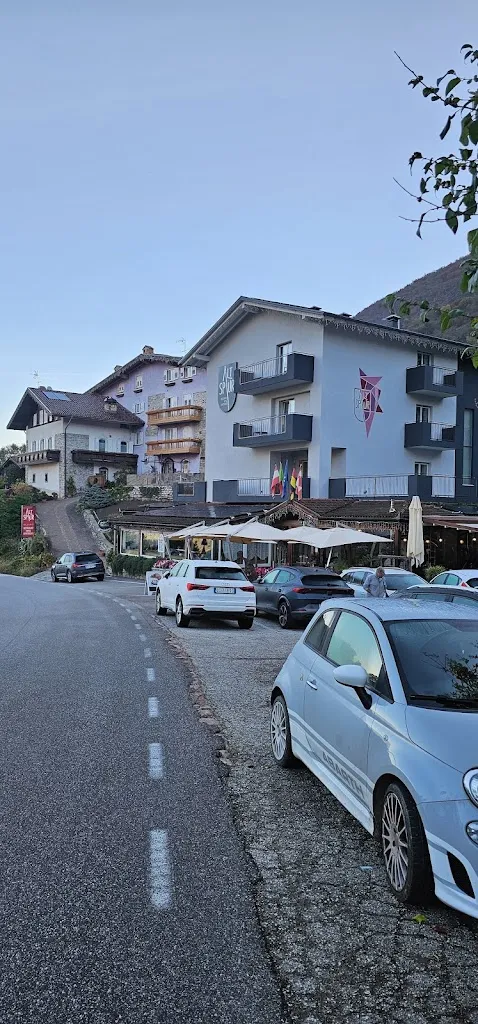 Fabio Lecchi_Appartamenti Decarli_Spormaggiore_review