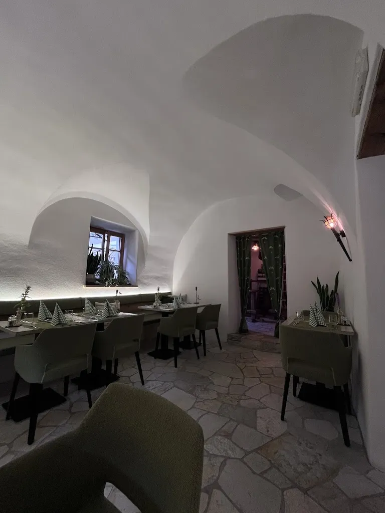 marianna lanza_Gorgeler Bar & Steakhouse_Stanghe_review