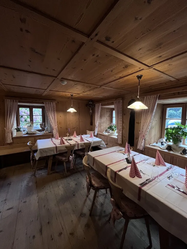 Gorgeler Bar & Steakhouse_Stanghe_slider_image_2