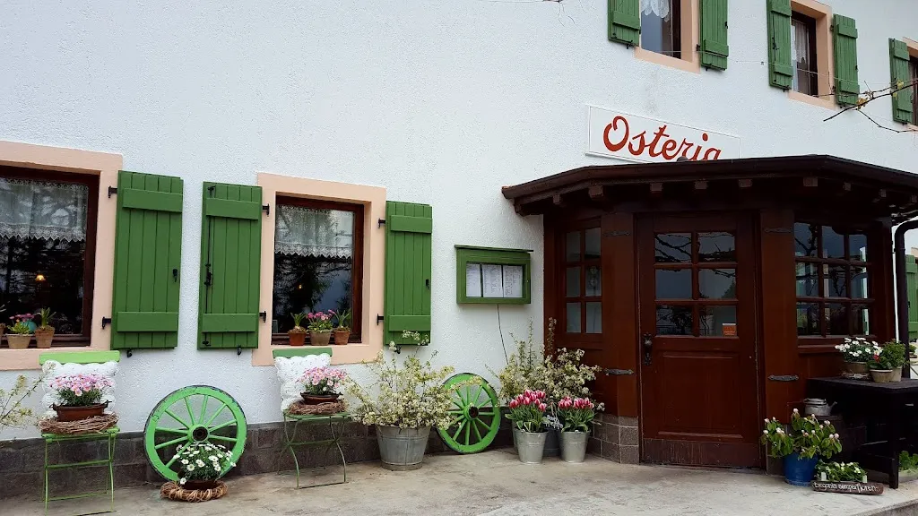 Dologno restaurant in Stenico