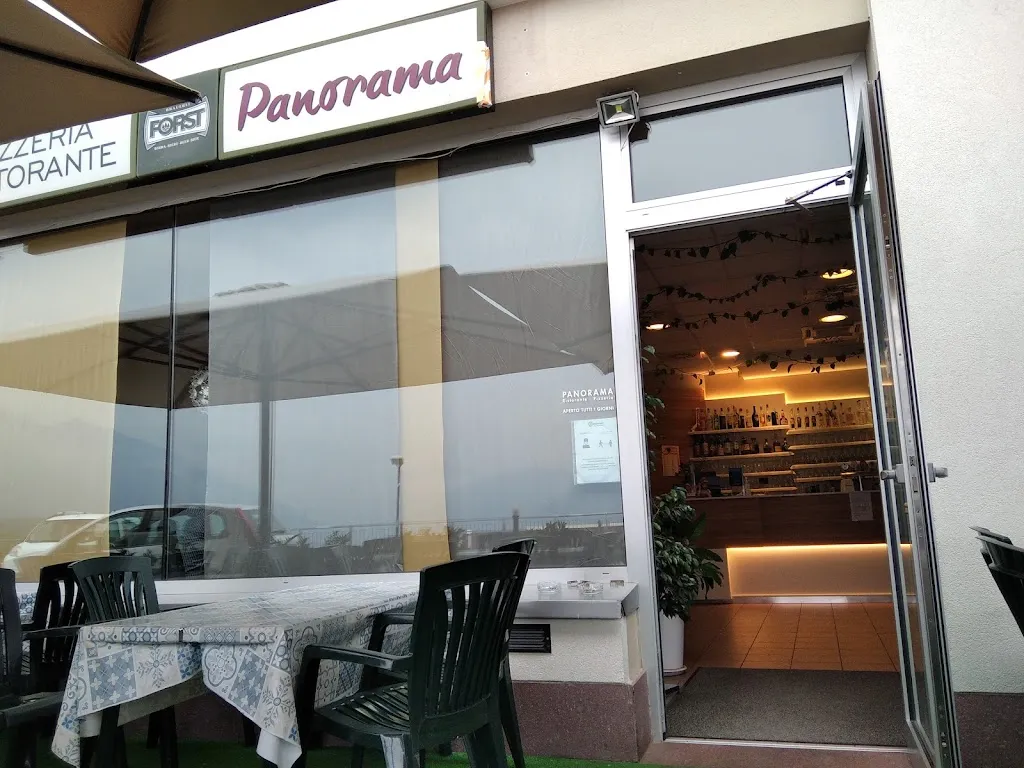 Ristorante Pizzeria Panorama restaurant in Taio