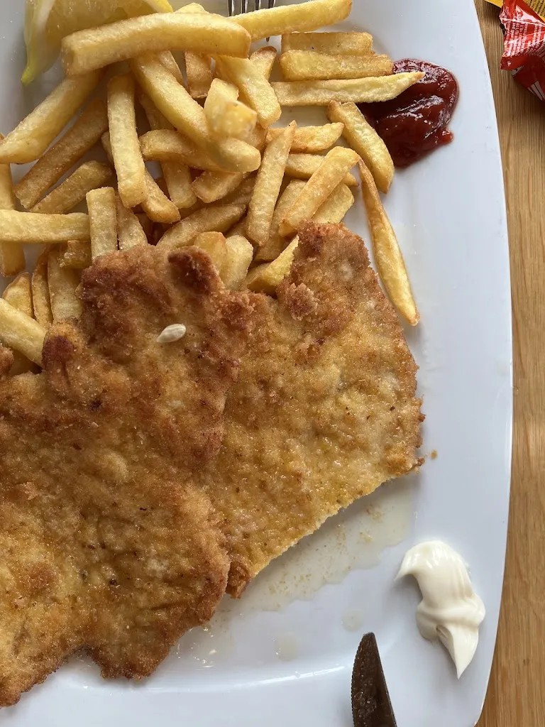 Jakub Treska_Zin Fux_Sesto_review