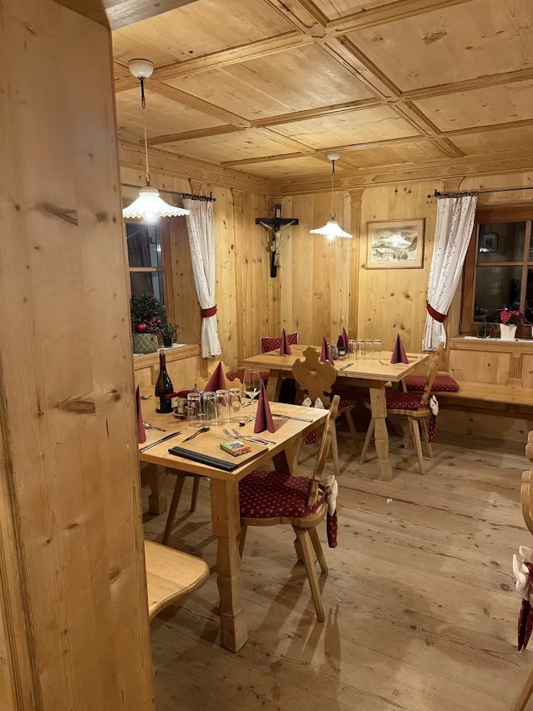 Kinigerhof - Agriturismo - Hofschank restaurant in Sesto