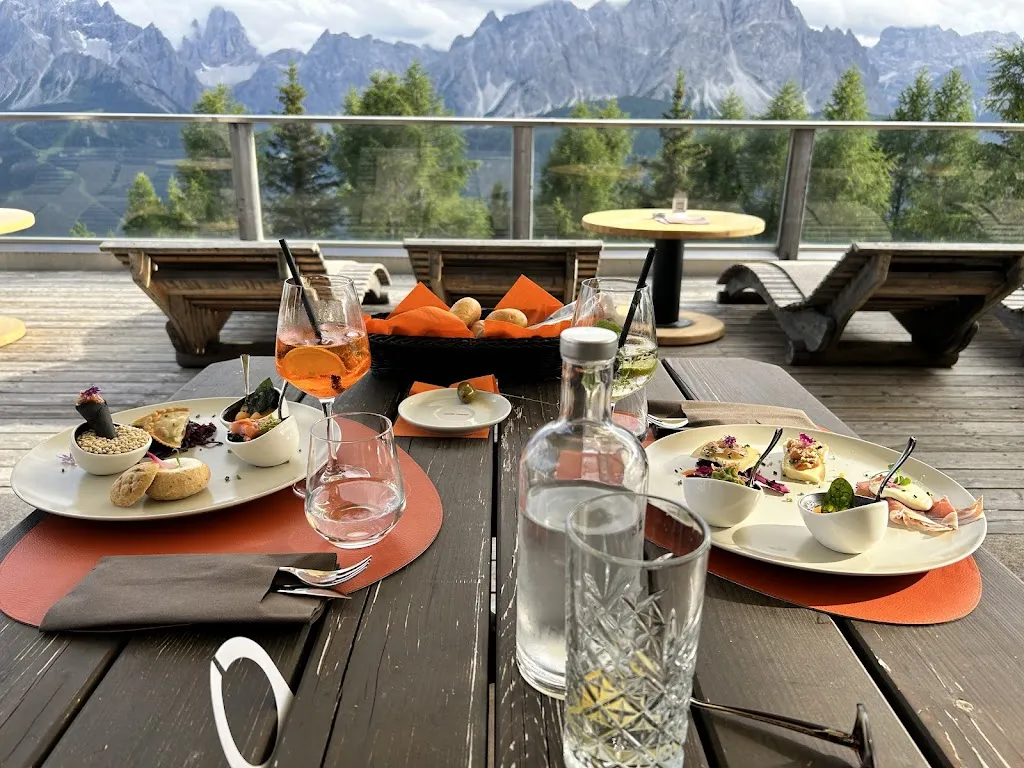 Ristorante Monte Elmo_Sesto_slider_image_3