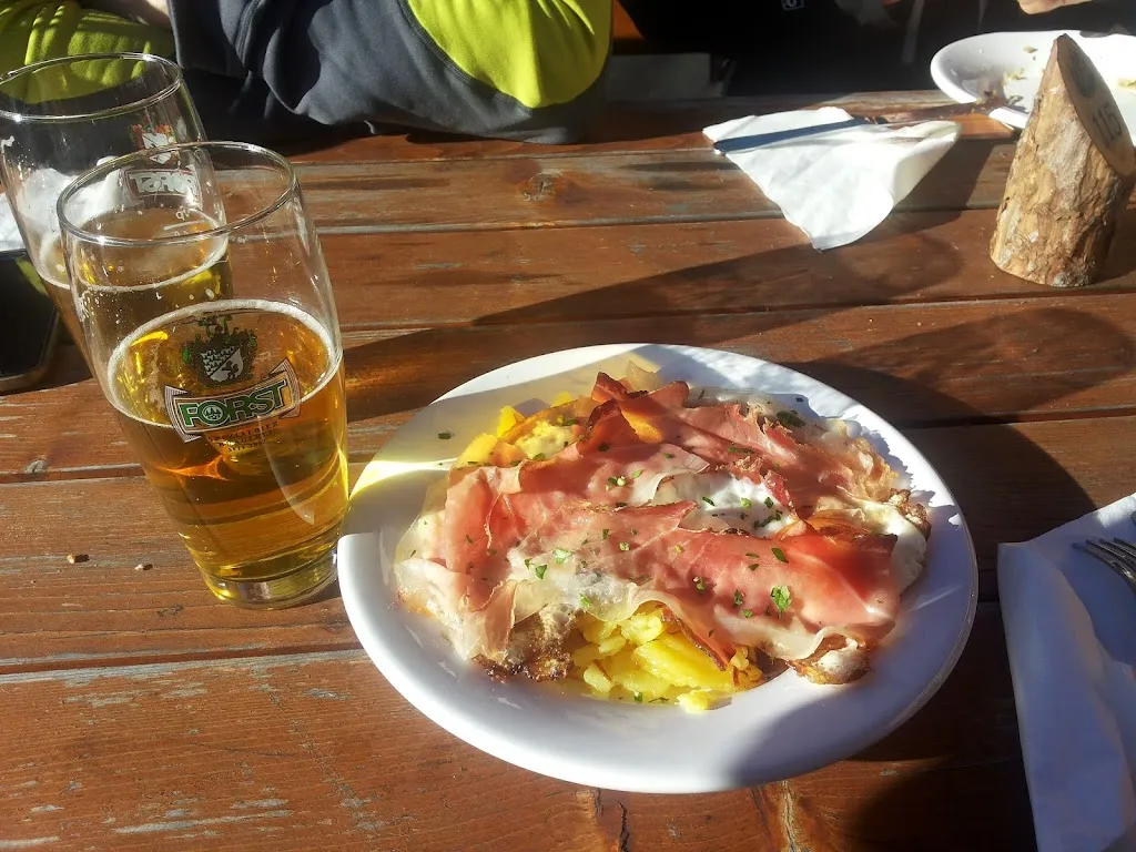 Riccardo Bonesini_Helmhanghütte_Sesto_review