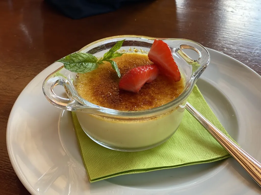 Joshua Curd_Gasthaus Hippolyt_Tesimo_review