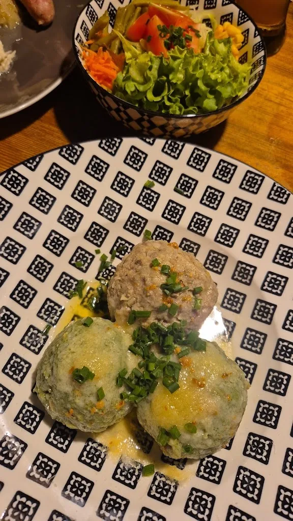 Babs Wind_Buschenschank Hofstätterhof_Tesimo_review