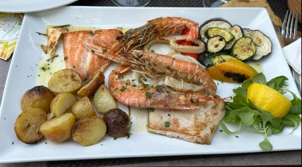 Pizzeria Restaurant Soali_Terlano_slider_image_3